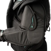 1066926_bth26_goal_chest_supreme_fuse_sr_hingeflex-detail_web.webp